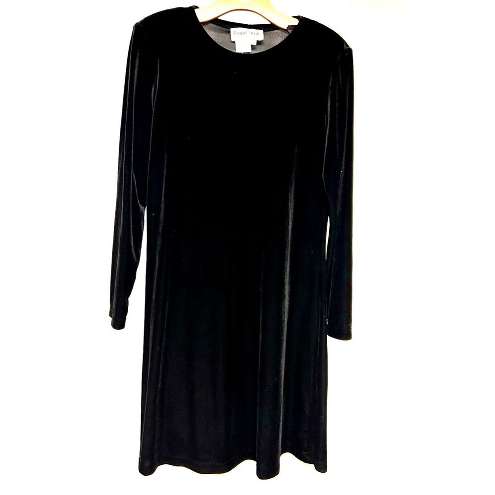 Ronni Nicole Black Velvet Dress Long Sleeves Stretch NWT Goth Grunge Women’s 12